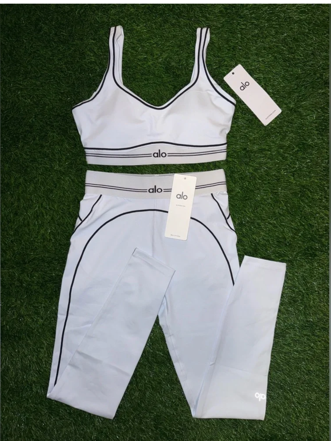White Alo Yoga Set